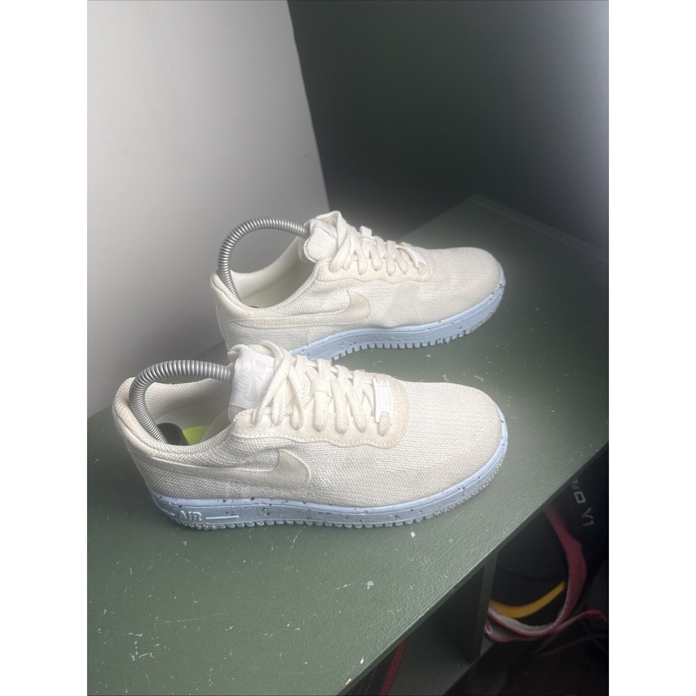 Nike Women Size 7 Air Force 1 Crater Flyknit Pure Platinum White Blue Sneakers